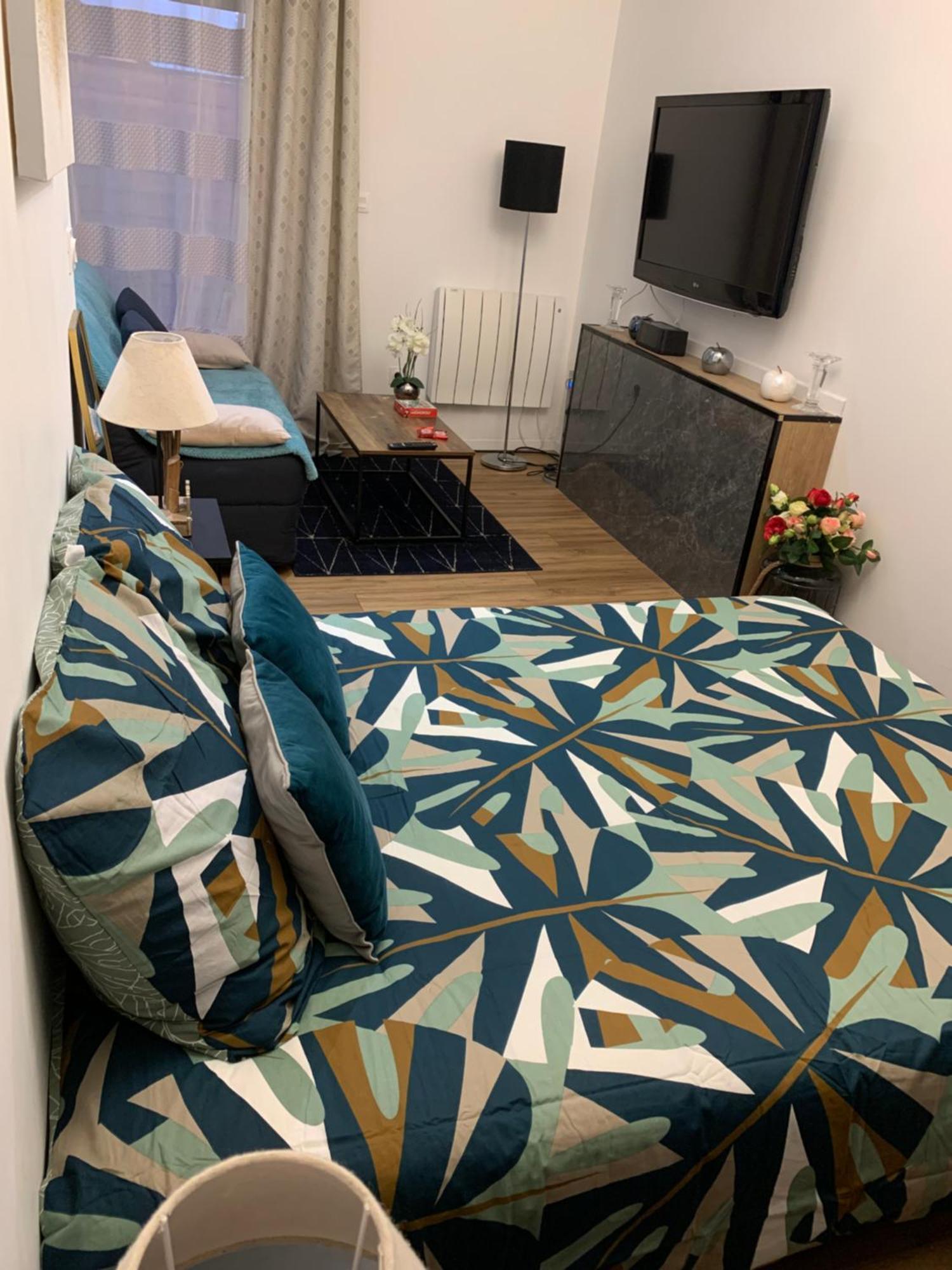 My Little Home Varennes-le-Grand Bagian luar foto